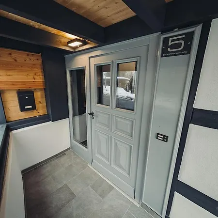 Vakantiehuis House Lisbeth - Lina *